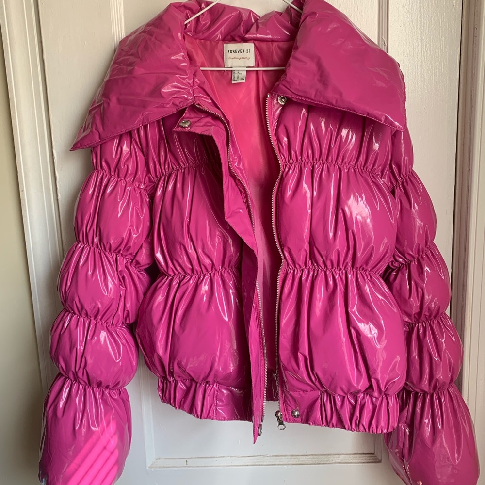 Women’s Pink Vinyl Cropped Puffer